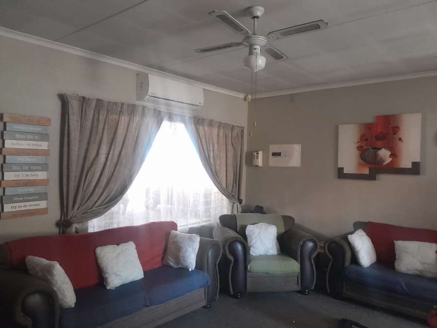 3 Bedroom Property for Sale in Oos Einde North West